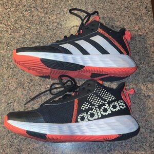 Adidas Athletic Shoes Women’s Size 6 Black White Pink